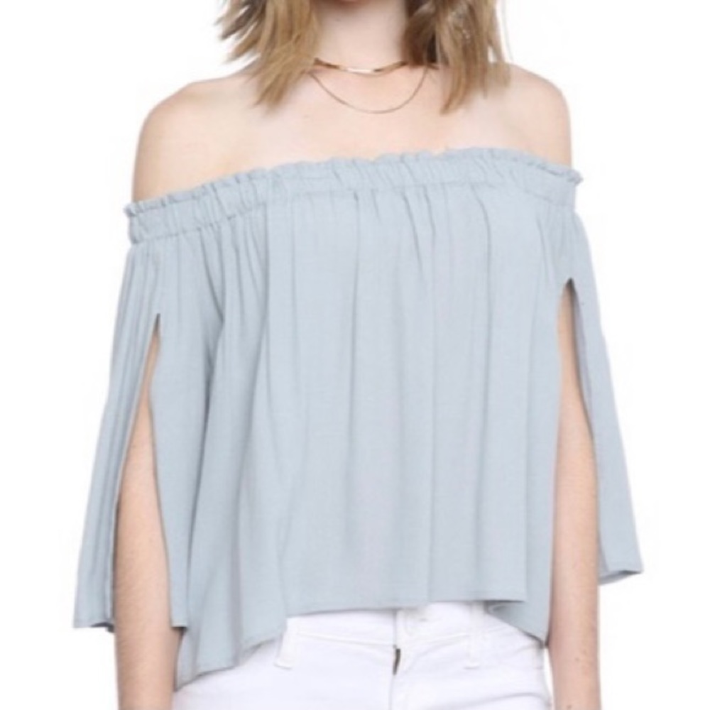 ASTR The Label Off the Shoulder Top